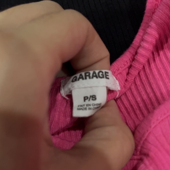 Garage crop tops - Picture 2 of 2